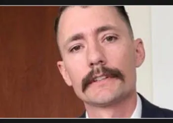 Ex-law enforcement officer apprehended for kidnapping and sexually assaulting 14-year-old girl
